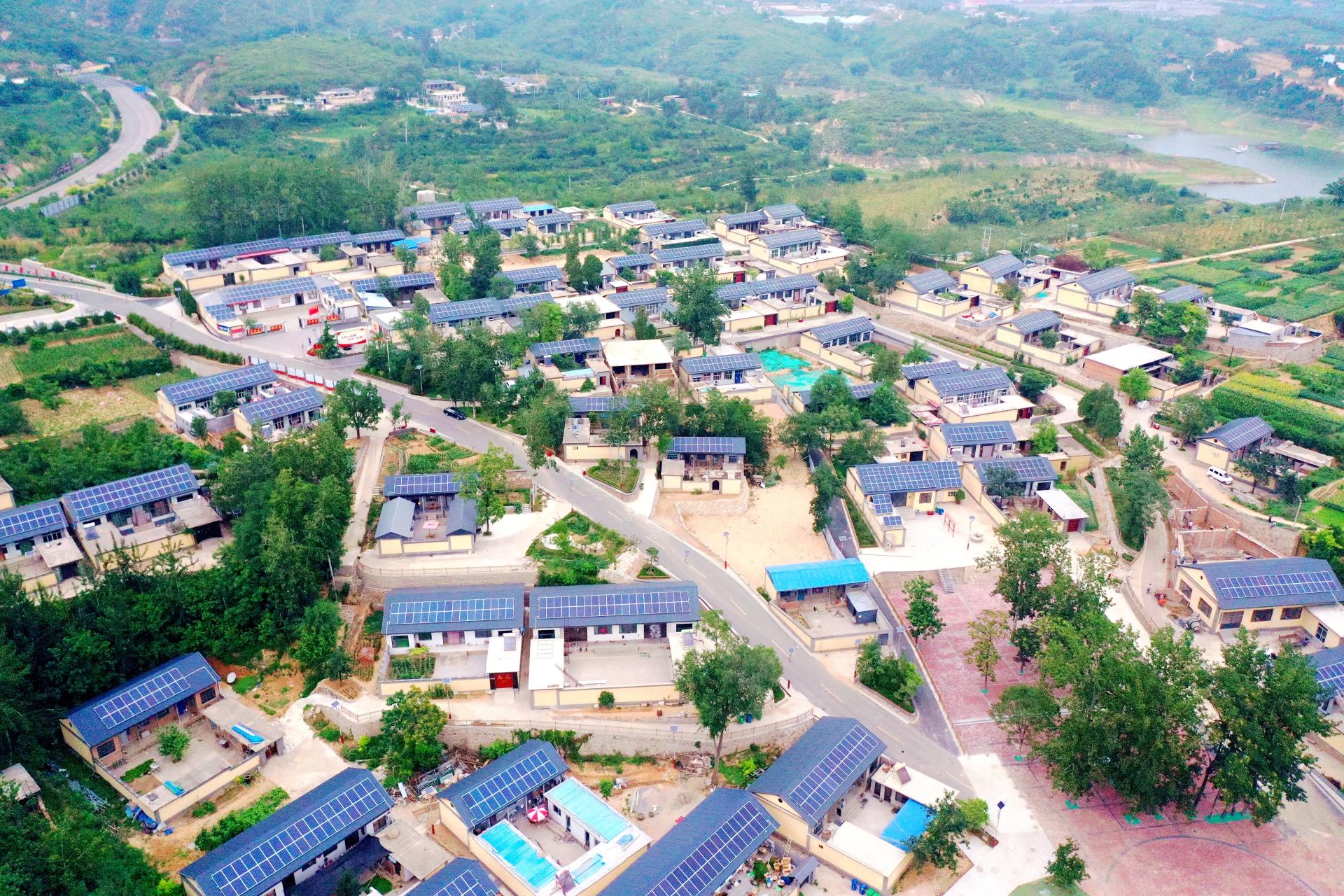 必发集团电气西柏坡北庄光伏示范工程