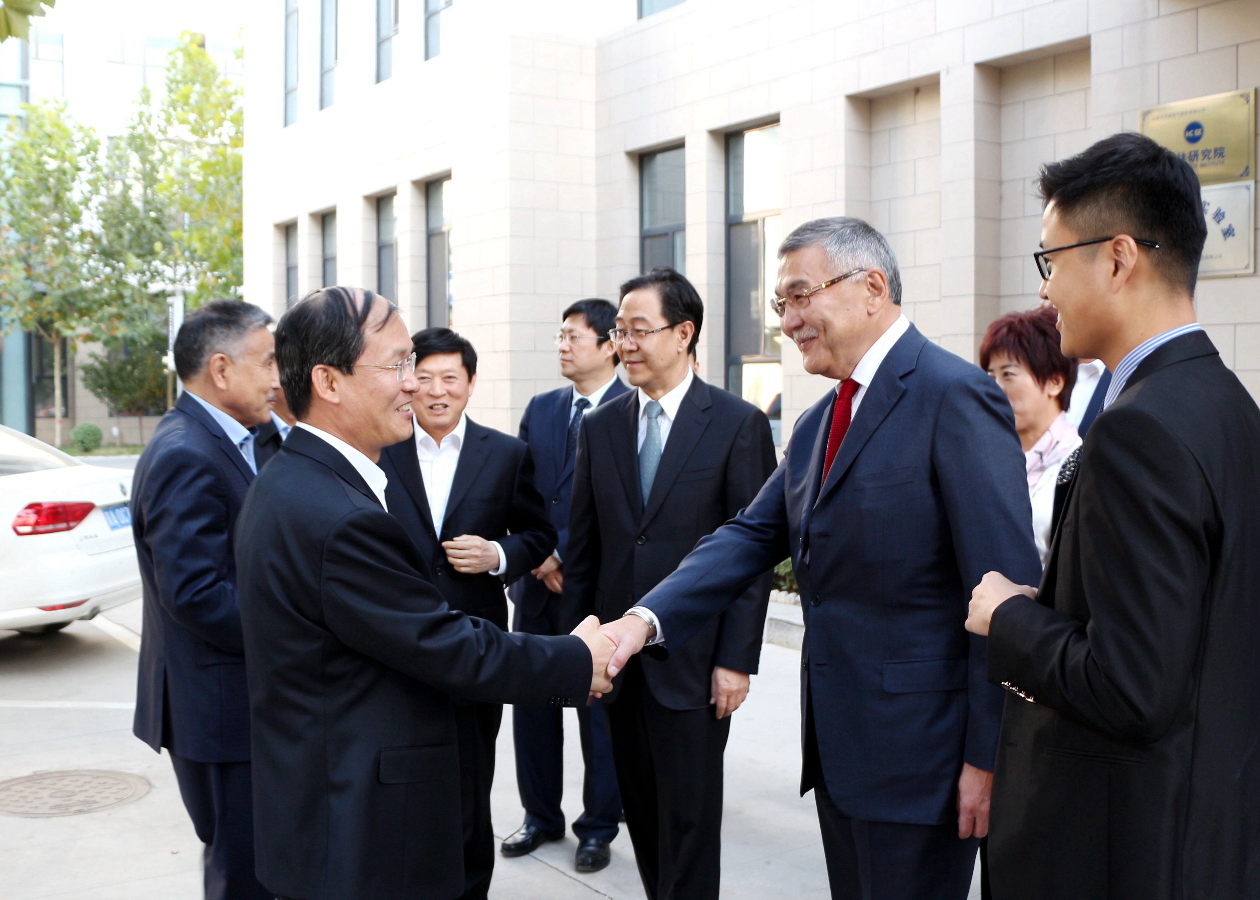 必发集团(股份)有限公司-官方网站